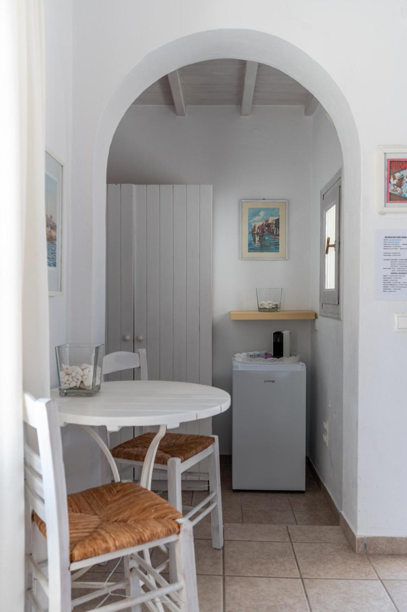 Twins-Trisa Apartments Ornos  Luaran gambar